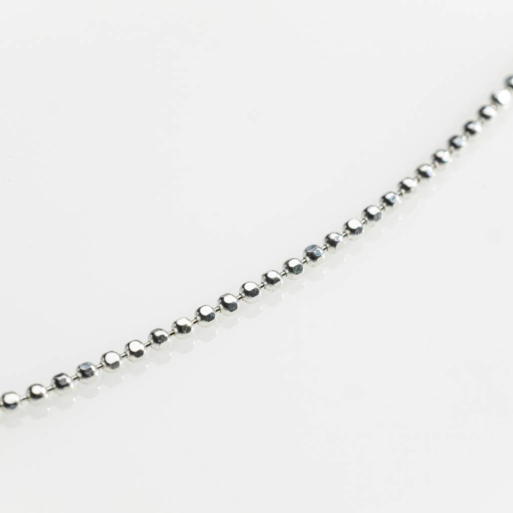 Cadena bolitas diamantada